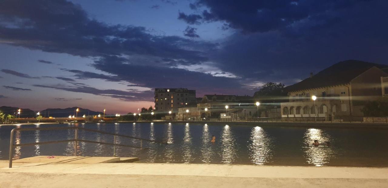 Apartman Srna Trebinje Exteriör bild